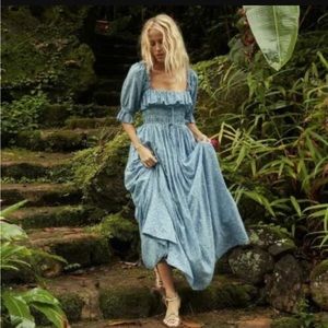 Doen Sol Blue Garden Bloom